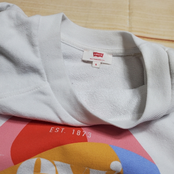 Levi's cropped white sweatshirt - Picture 7 of 7
